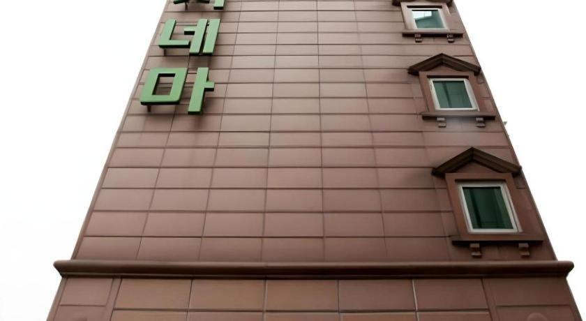 Hotel Cinema Seoul Exterior photo